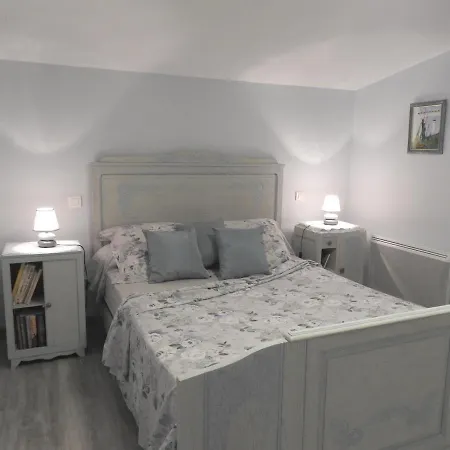 Holiday home Traditionnel Renove Avec Jardin Clos Et Wi-fi, 3 Chambres, Proche De La Garnache, Vendee. - Fr-1-426-195 *