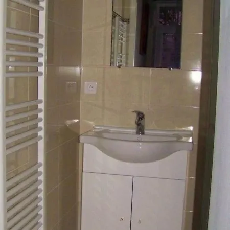 Traditionnel Renove Avec Jardin Clos Et Wi-fi, 3 Chambres, Proche De La Garnache, Vendee. - Fr-1-426-195 Holiday home La Garnache