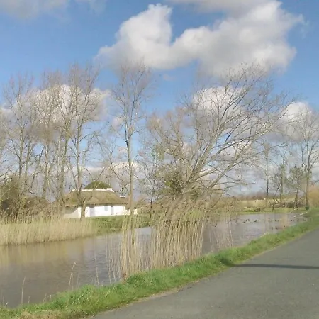 بيت للعطل Traditionnel Renove Avec Jardin Clos Et Wi-fi, 3 Chambres, Proche De La Garnache, Vendee. - Fr-1-426-195 La Garnache