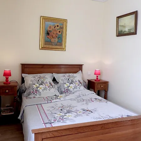 Traditionnel Renove Avec Jardin Clos Et Wi-fi, 3 Chambres, Proche De La Garnache, Vendee. - Fr-1-426-195 La Garnache