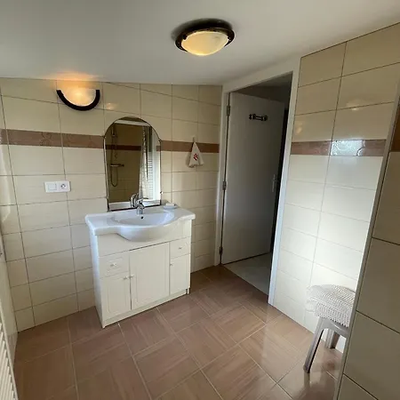 Traditionnel Rénové Avec Jardin Clos Et Wi-fi, 3 Chambres, Proche De La Garnache, Vendée. - Fr-1-426-195 Сasa de vacaciones La Garnache