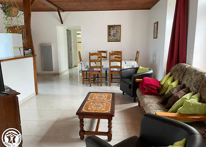 Сasa de vacaciones Traditionnel Rénové Avec Jardin Clos Et Wi-fi, 3 Chambres, Proche De La Garnache, Vendée. - Fr-1-426-195 La Garnache